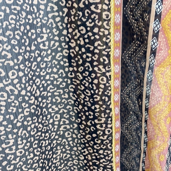 Democracy - NWT Quarter Length Pink & Black Double Ruffle Cardigan Size S/M - Picture 12 of 12